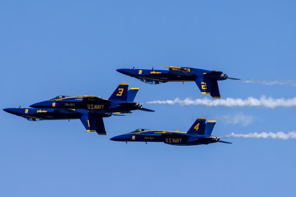 Milwaukee Air Show, Milwaukee, WI — photo 7 of 46