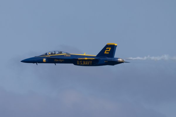 Milwaukee Air Show, Milwaukee, WI — photo 12 of 46