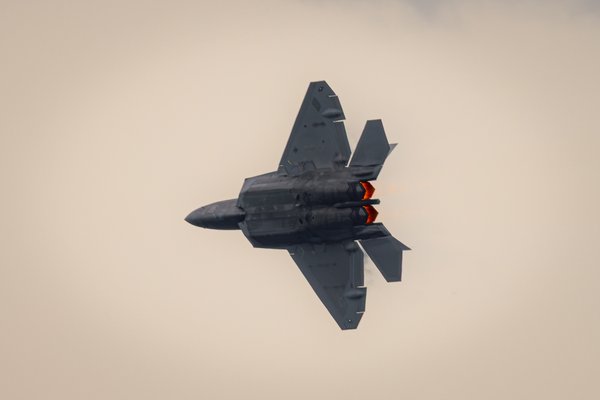 Milwaukee Air Show, Milwaukee, WI — photo 18 of 46