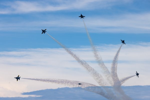 Milwaukee Air Show, Milwaukee, WI — photo 43 of 46