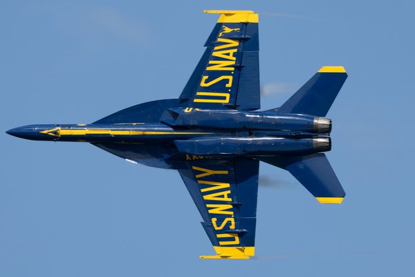 Milwaukee Air Show, Milwaukee, WI — photo 44 of 46