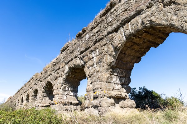 Arches of the Claudian aqueduct from below