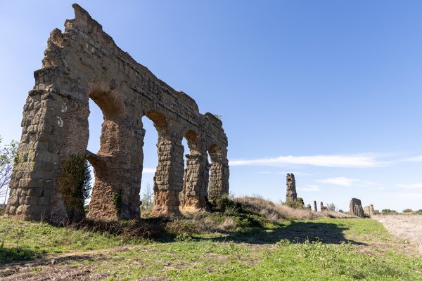 Roman aqueduct ruins, Parco degli Acquedotti